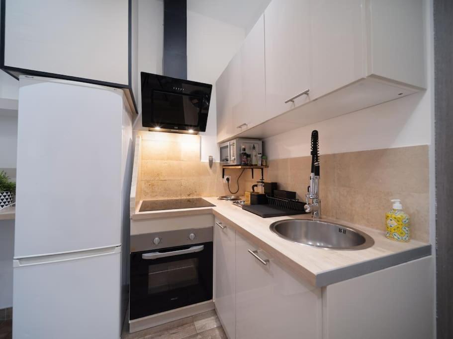Appartement Tout Equipe 2 A 4 Couchages Au Coeur Du Vieux Port Marsella Exterior foto